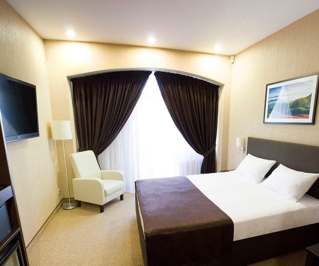 Al Mar Hotel Schaslyve Luaran gambar