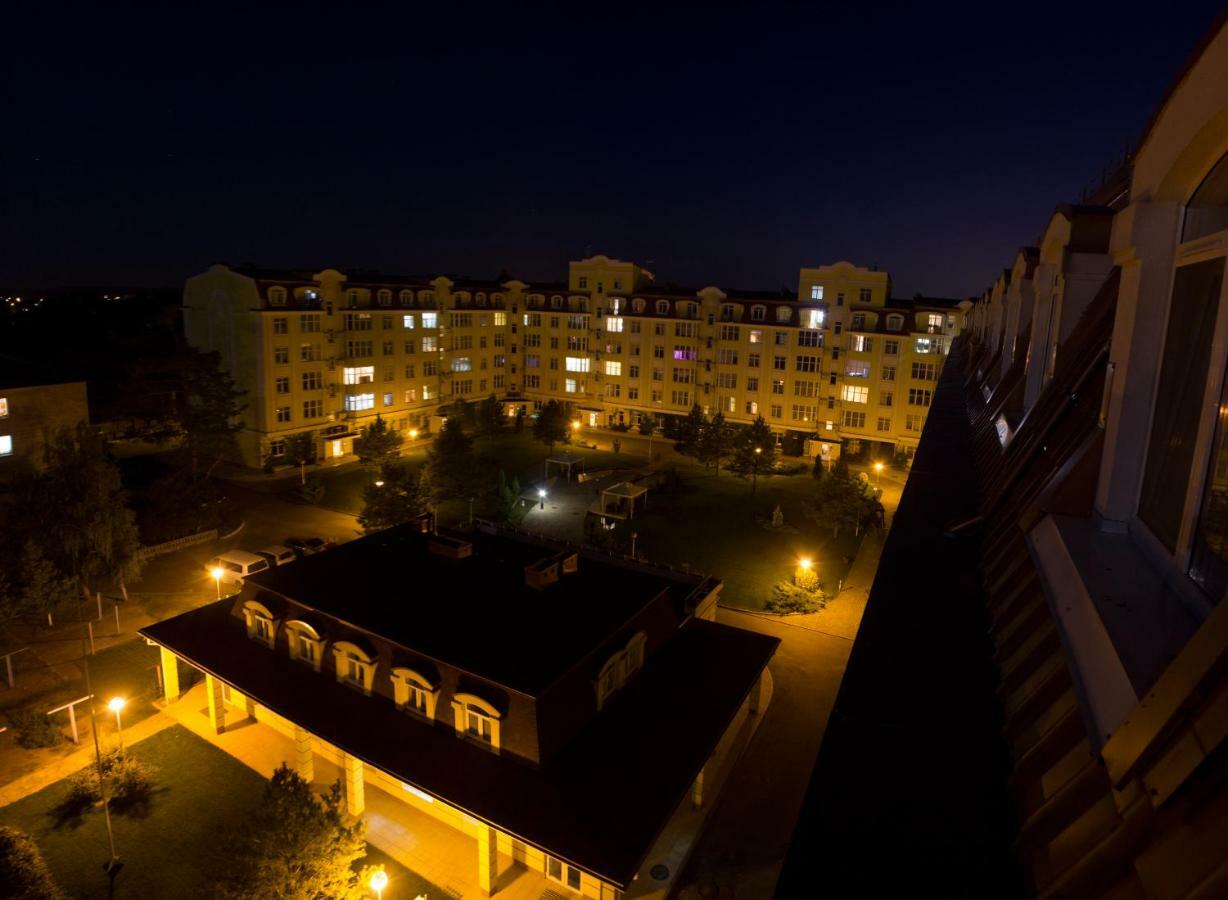 Al Mar Hotel Schaslyve Luaran gambar