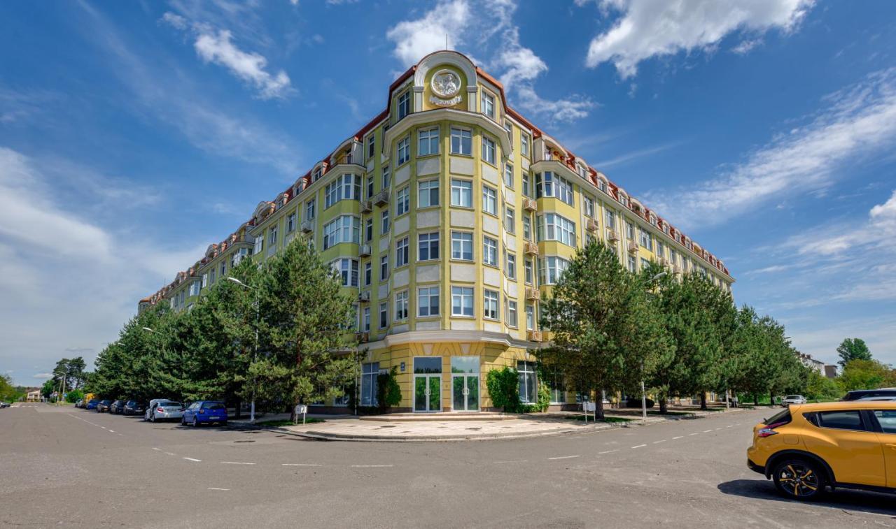 Al Mar Hotel Schaslyve Luaran gambar